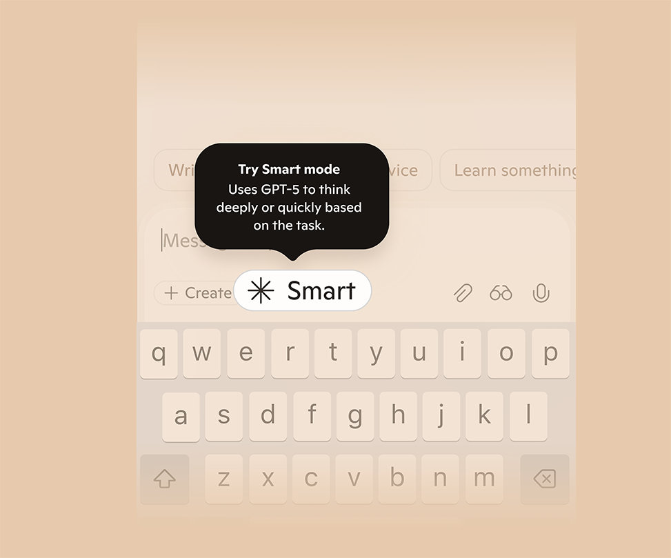 Smartphone screen showing a message about 'Smart mode' using GPT-5, with a 'Smart' button and keyboard visible